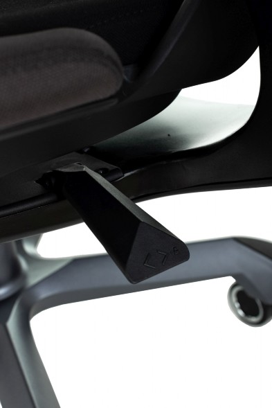 Кресло игровое Knight Aero